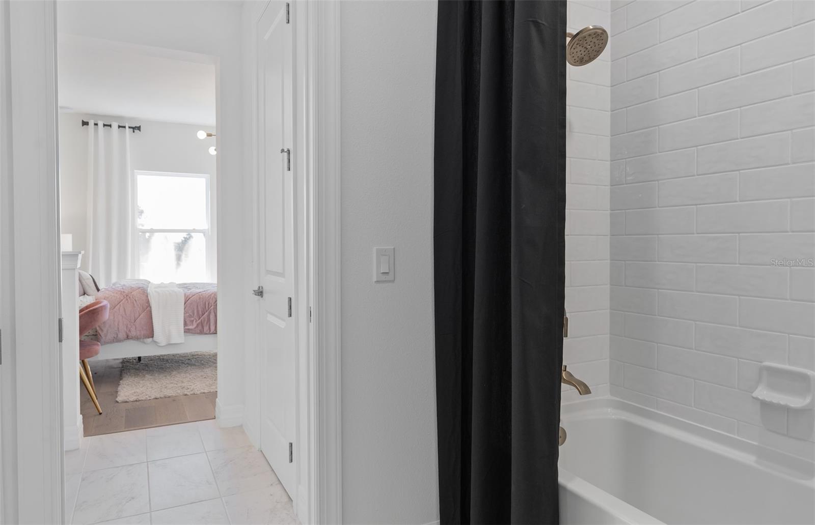 Image 45 of 52 For 8339 Park Cliff Way
