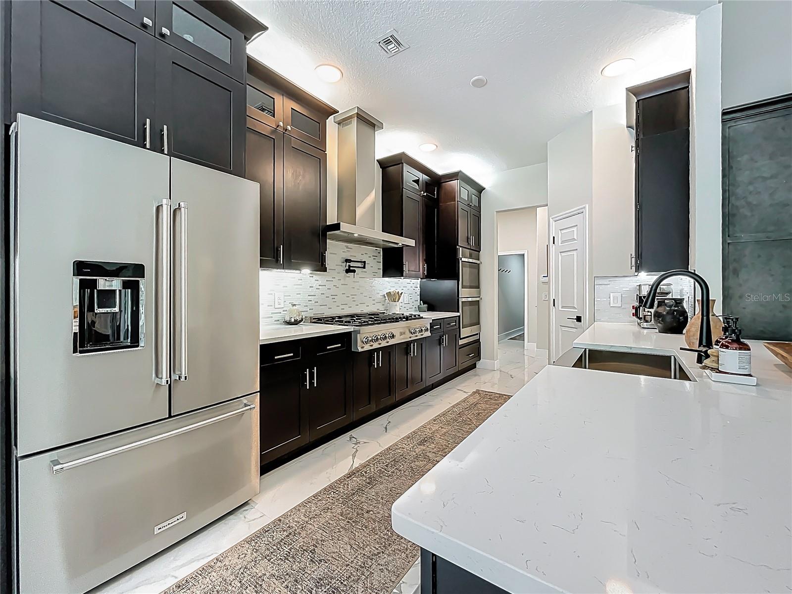 Image 30 of 81 For 2540 Hempel Cove Ct