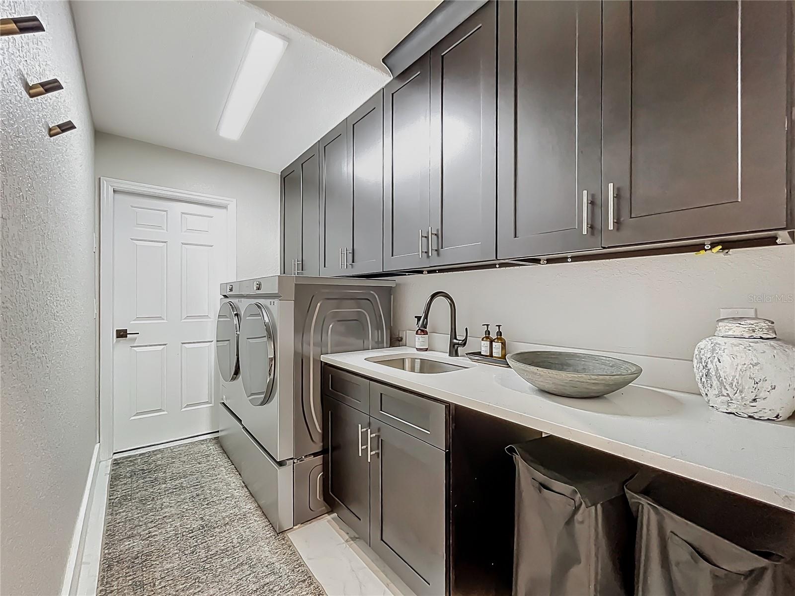 Image 61 of 81 For 2540 Hempel Cove Ct