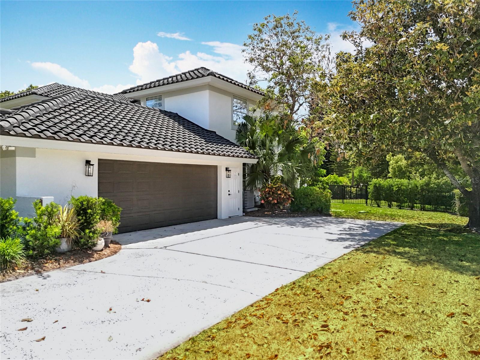 Image 9 of 81 For 2540 Hempel Cove Ct