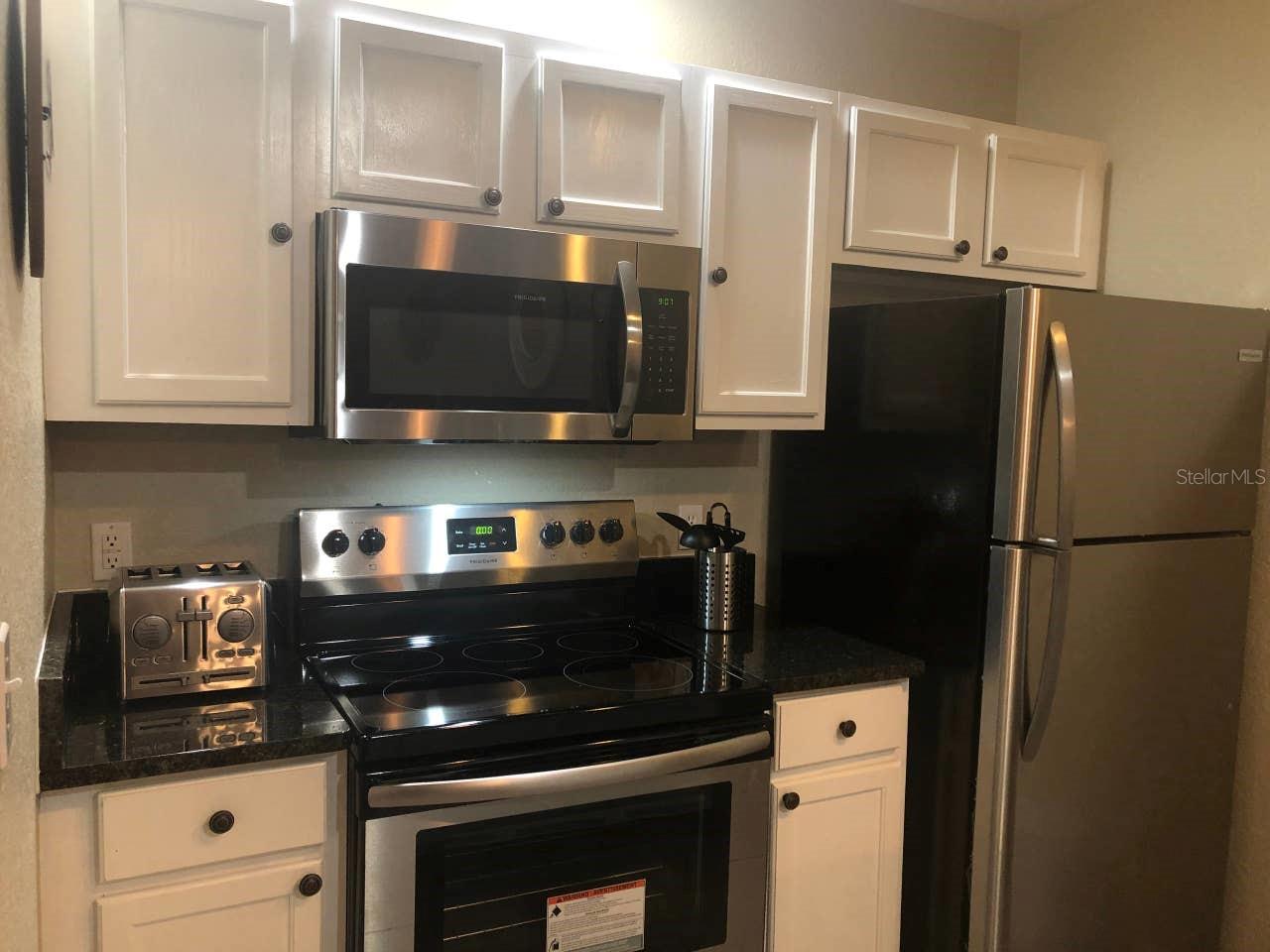 Image 15 of 41 For 4012 Santa Maria Drive 105