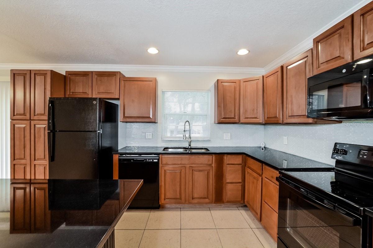 Image 7 of 15 For 1324 Bob Cat Court