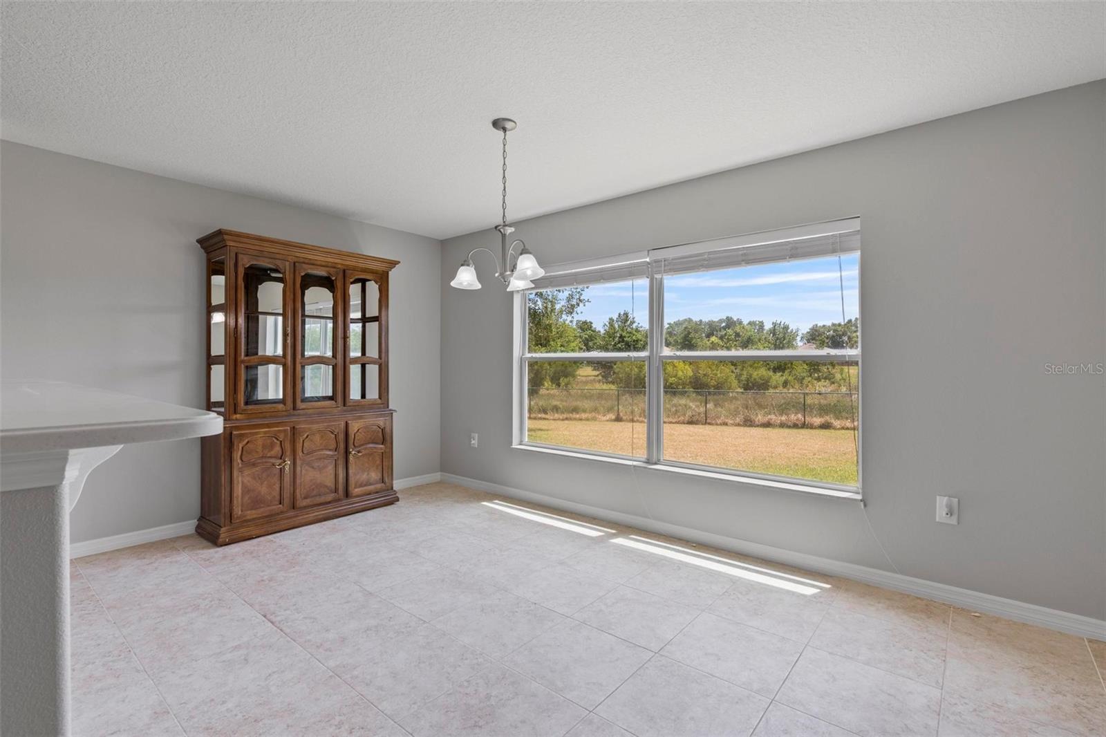 Image 7 of 29 For 27206 Jade Isle Court