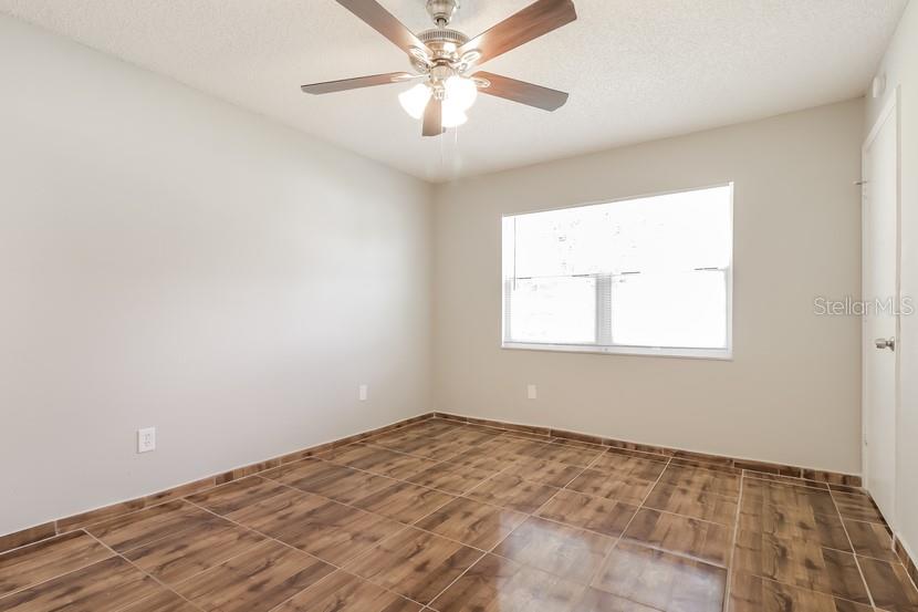 Image 11 of 16 For 709 California Woods Circle