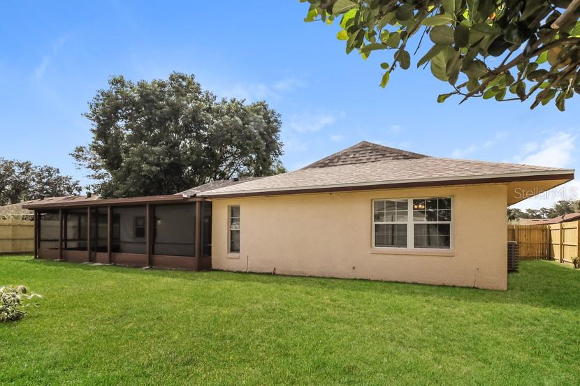 Image 16 of 16 For 709 California Woods Circle