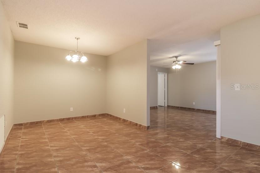 Image 6 of 16 For 709 California Woods Circle