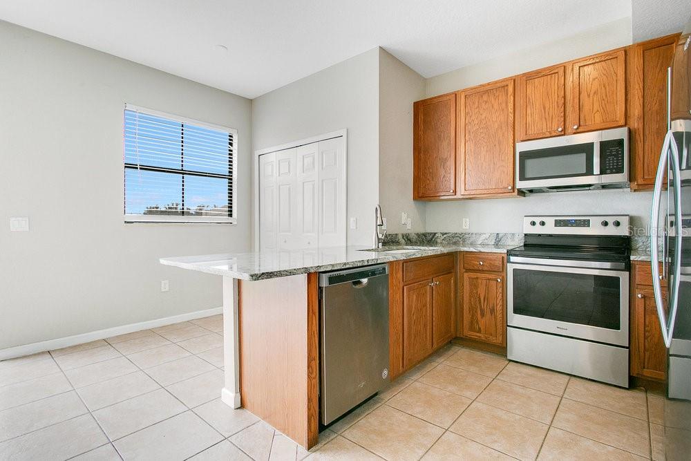 Image 8 of 29 For 3466 Allegra Circle