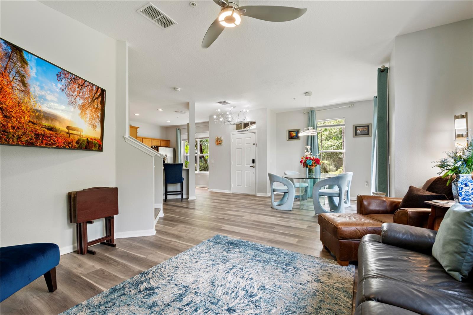 Image 9 of 32 For 6672 Goldenrod Road 132b