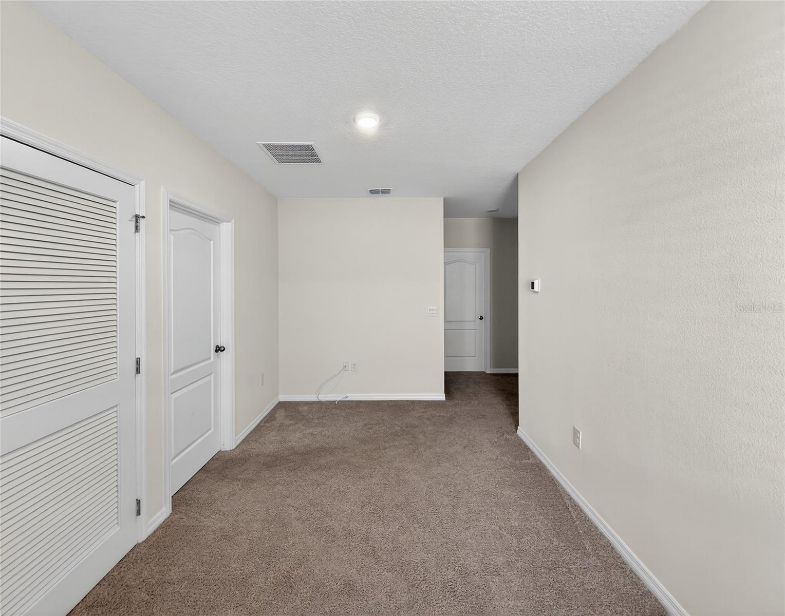 Image 44 of 57 For 2597 Shamrock Street