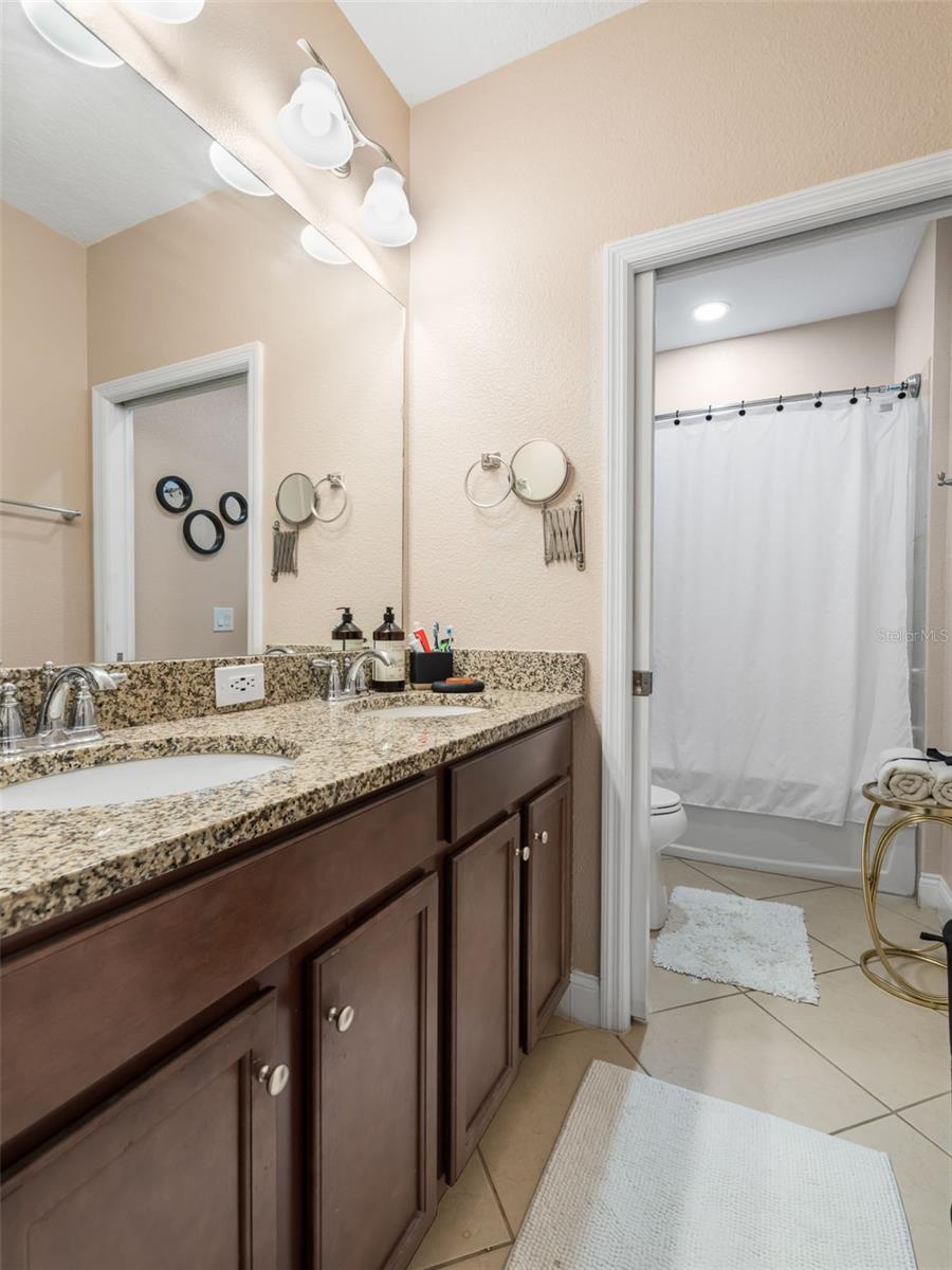 Image 21 of 42 For 193 Captiva Drive