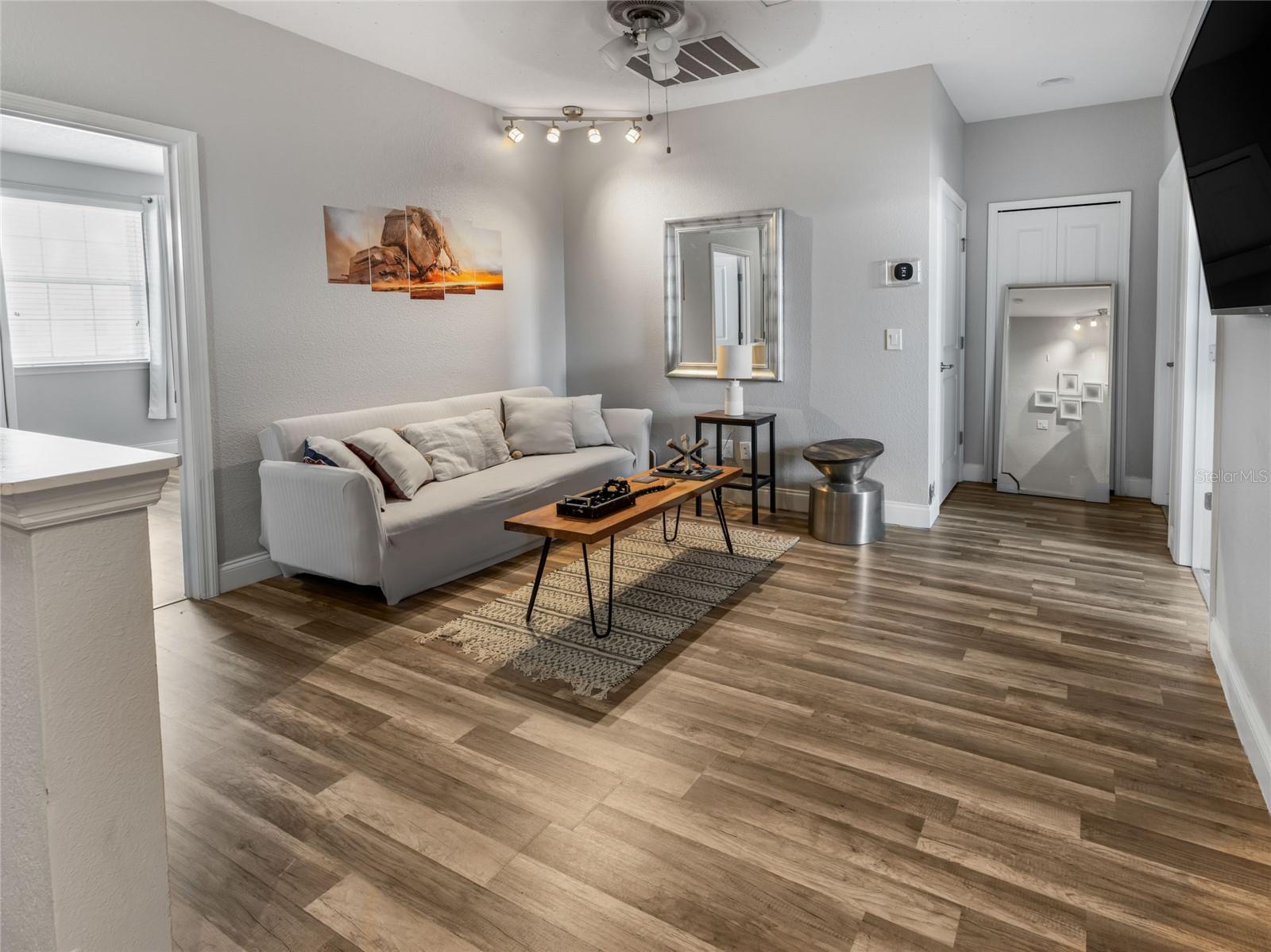 Image 30 of 42 For 193 Captiva Drive