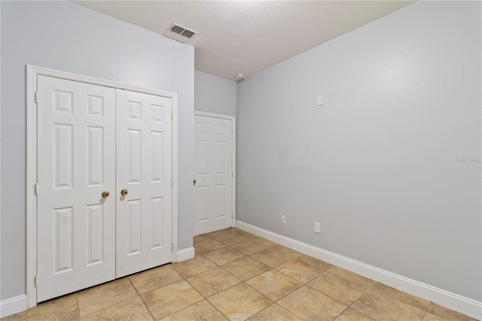 Image 12 of 21 For 3224 Dante Drive 210