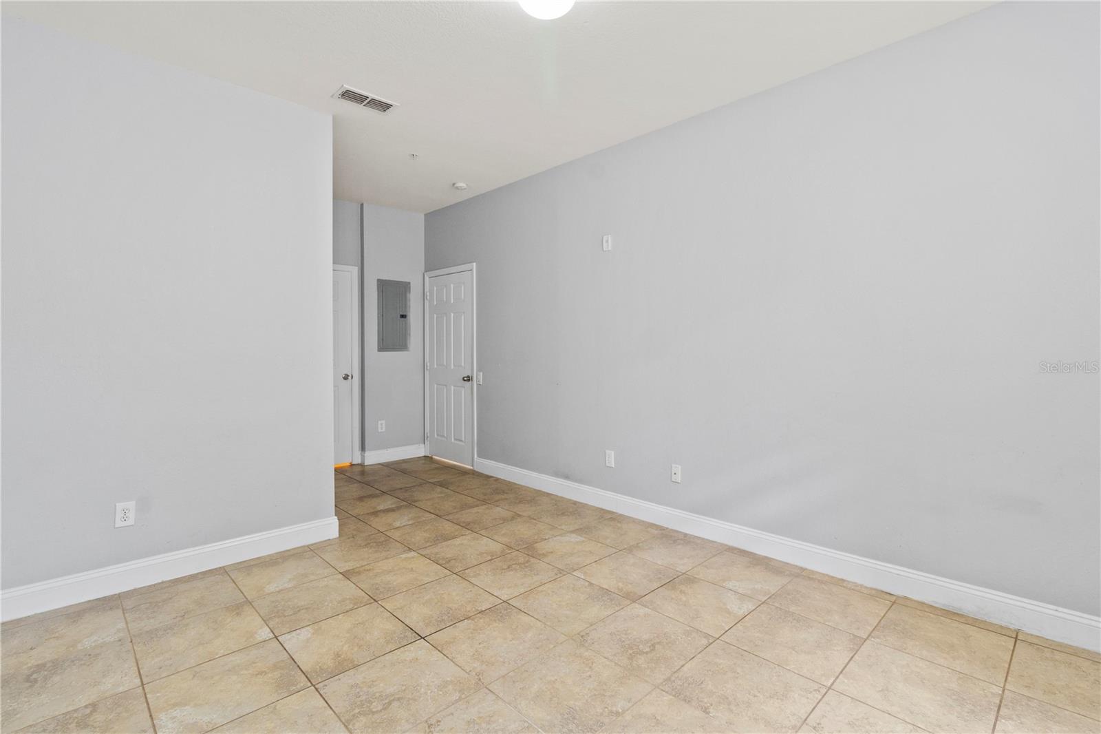 Image 7 of 21 For 3224 Dante Drive 210
