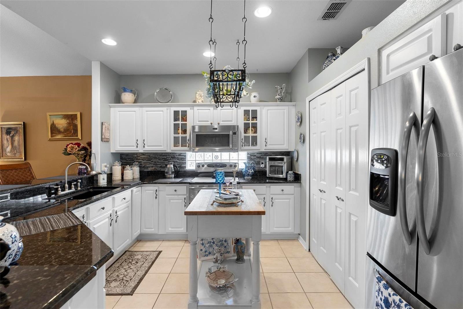 Image 12 of 41 For 9049 Saint Andrews Way