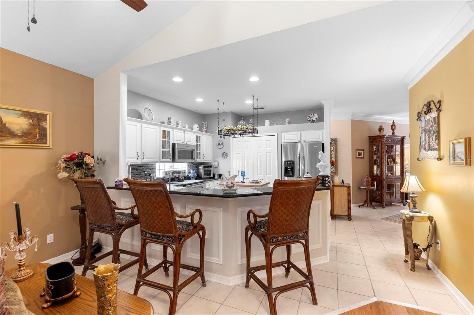 Image 17 of 41 For 9049 Saint Andrews Way