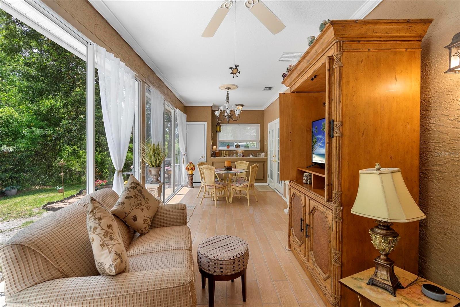 Image 9 of 41 For 9049 Saint Andrews Way