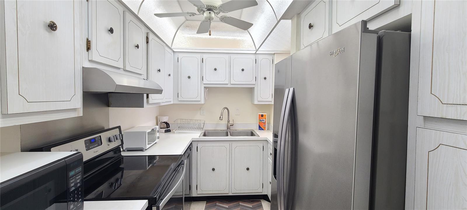 Image 7 of 21 For 3051 Atlantic Avenue 205
