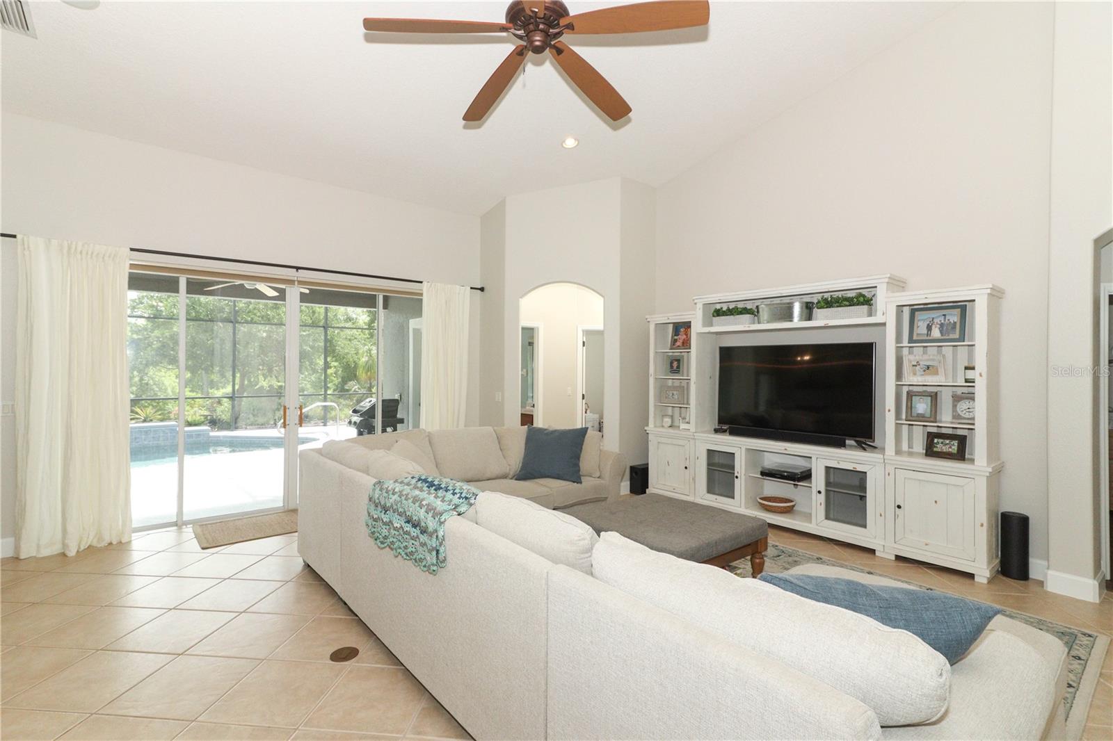 Image 17 of 52 For 753 Grey Heron Place