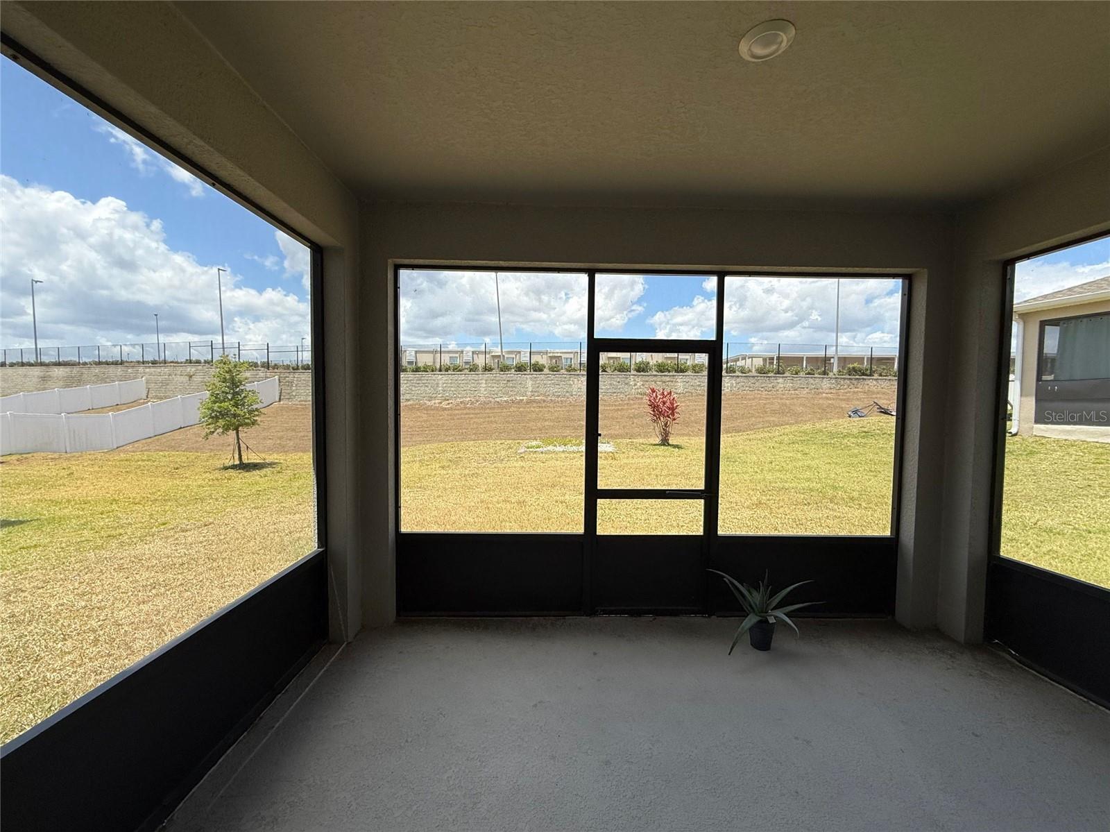 Image 33 of 38 For 18219 Oliver Twist Way