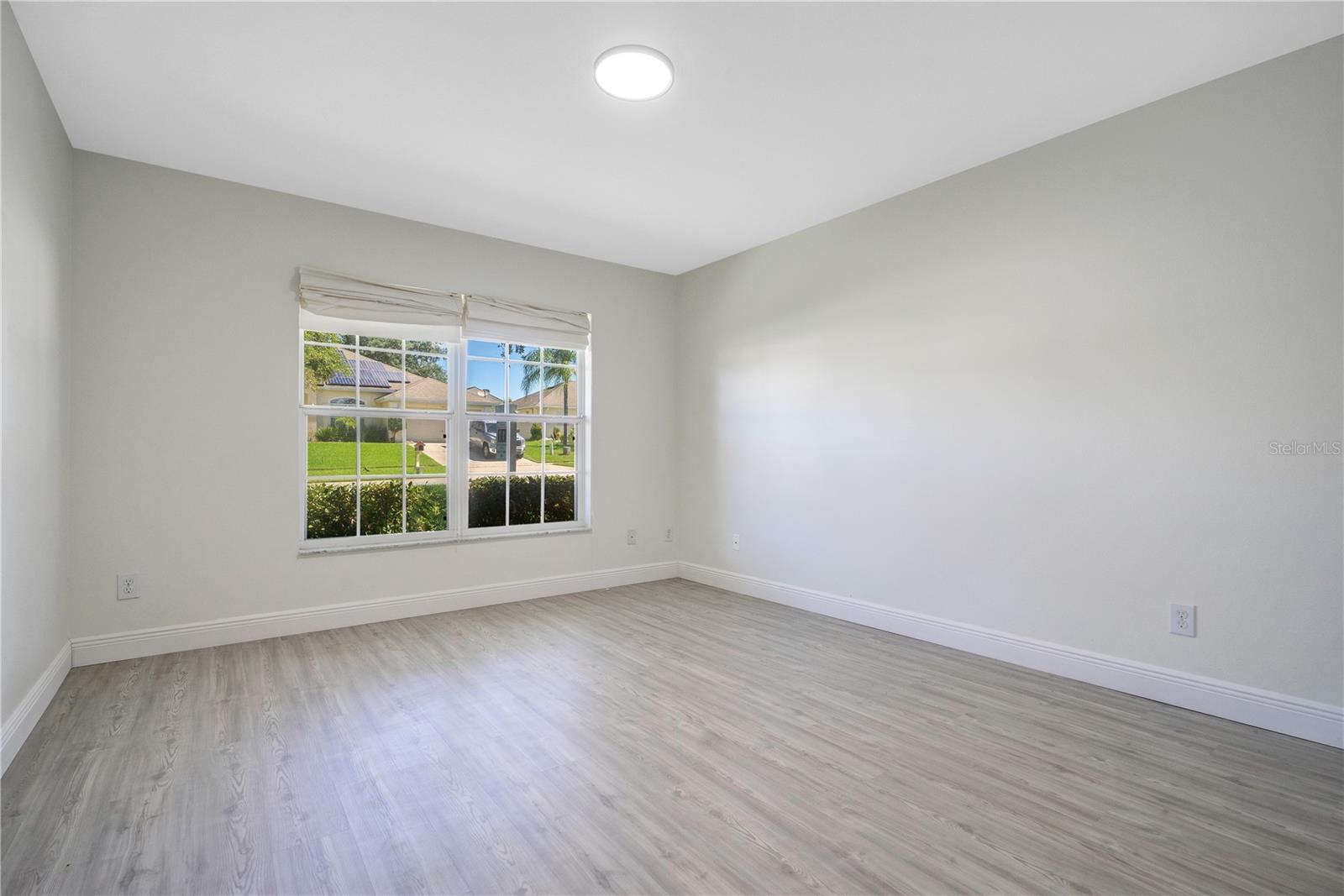 Image 18 of 34 For 1375 Willow Wind Drive
