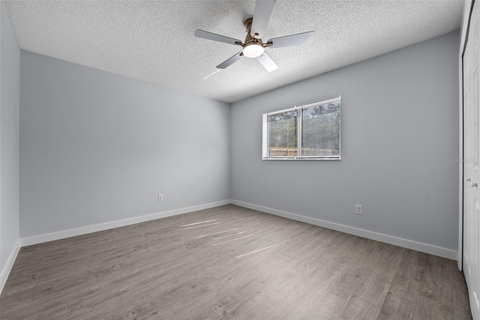 Image 20 of 75 For 2763 Waco Drive