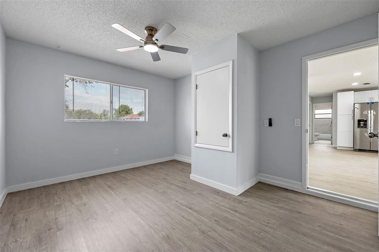 Image 34 of 75 For 2763 Waco Drive