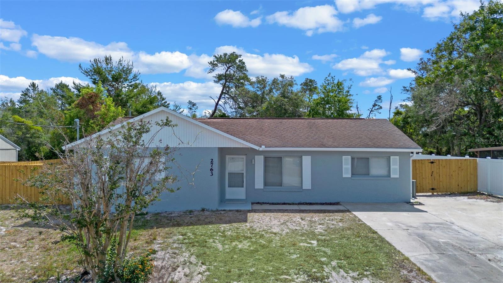 Image 6 of 75 For 2763 Waco Drive