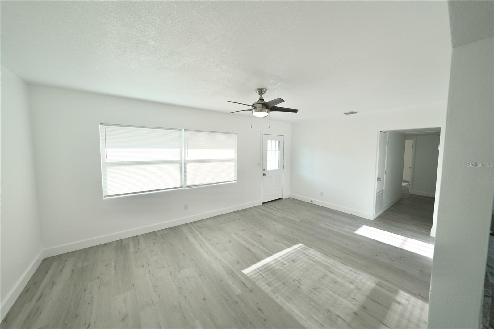 Image 8 of 22 For 45 Nancy Lee Avenue