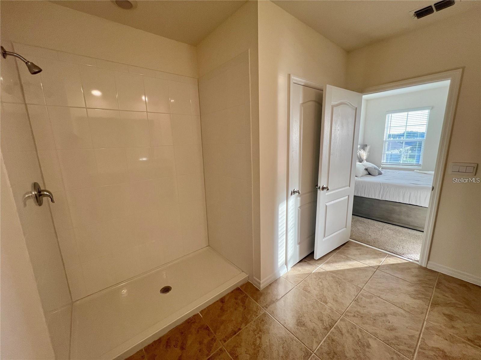Image 13 of 19 For 1800 Post Oak Drive