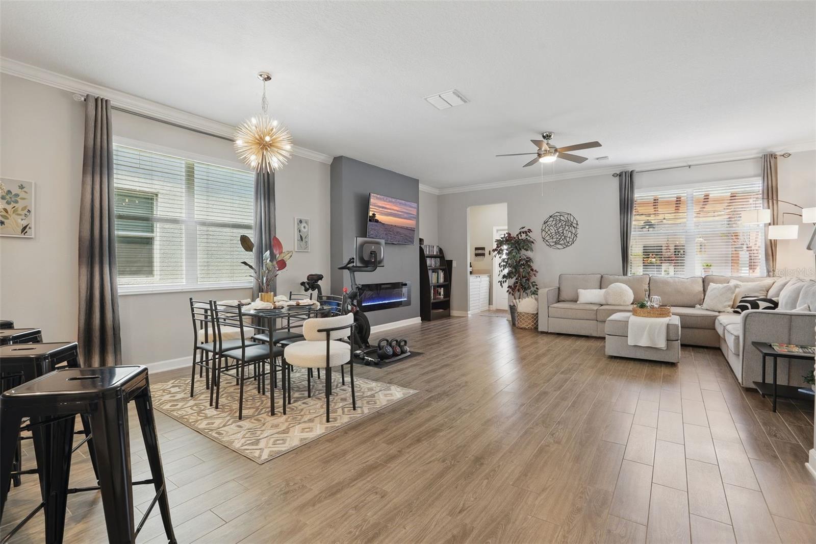 Image 11 of 65 For 12127 Sonnet Avenue
