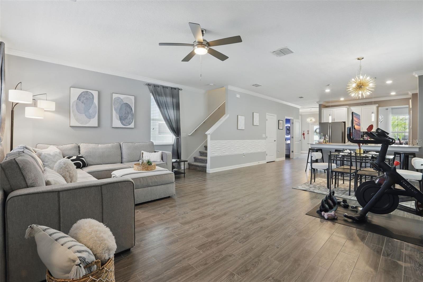 Image 16 of 65 For 12127 Sonnet Avenue