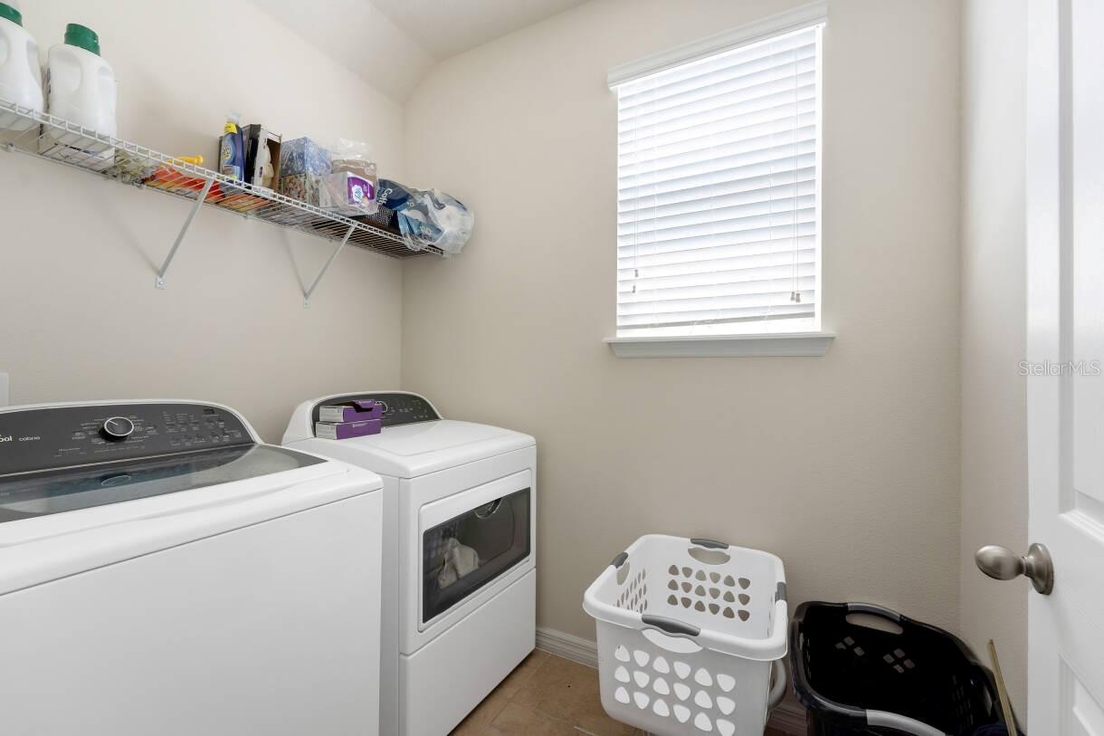 Image 22 of 33 For 5115 Longmeadow Park Street