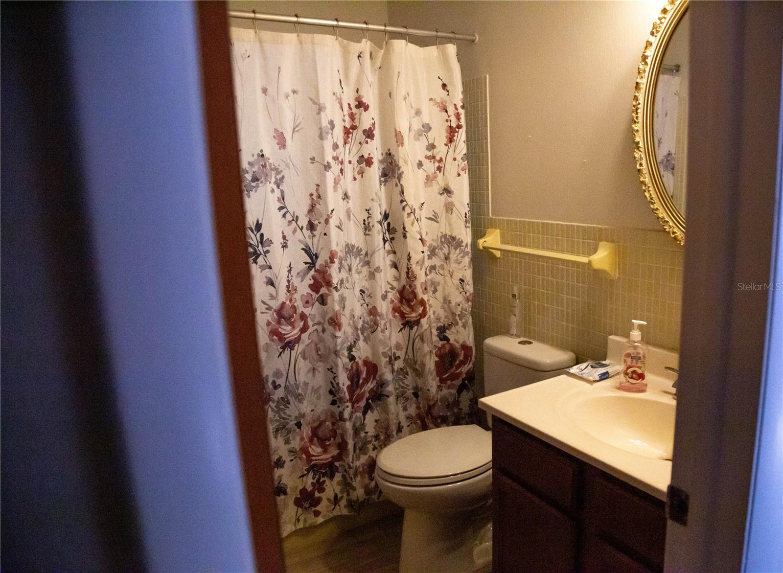 Image 15 of 19 For 704 Beverly Avenue