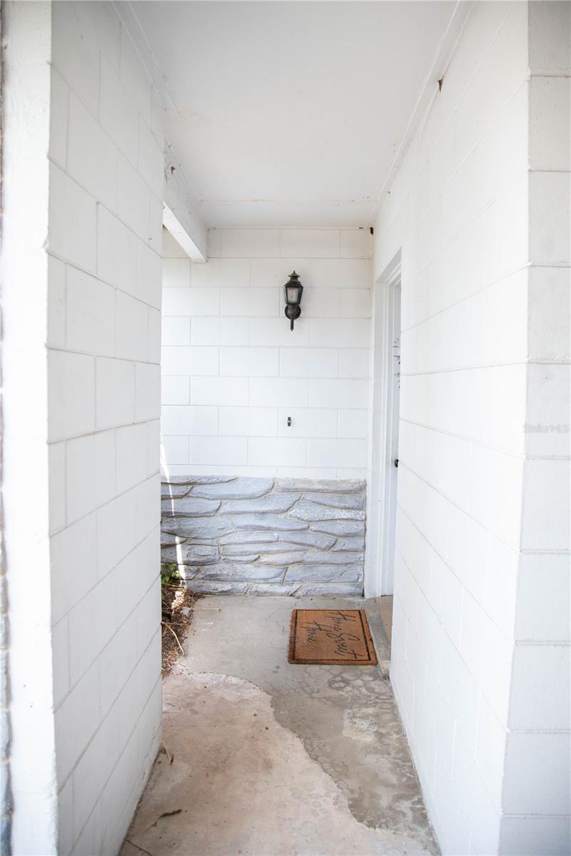 Image 2 of 19 For 704 Beverly Avenue