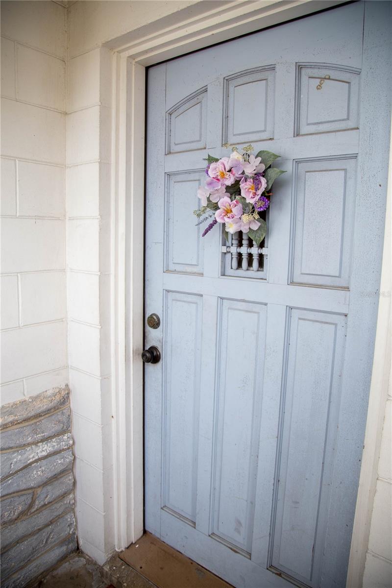 Image 3 of 19 For 704 Beverly Avenue