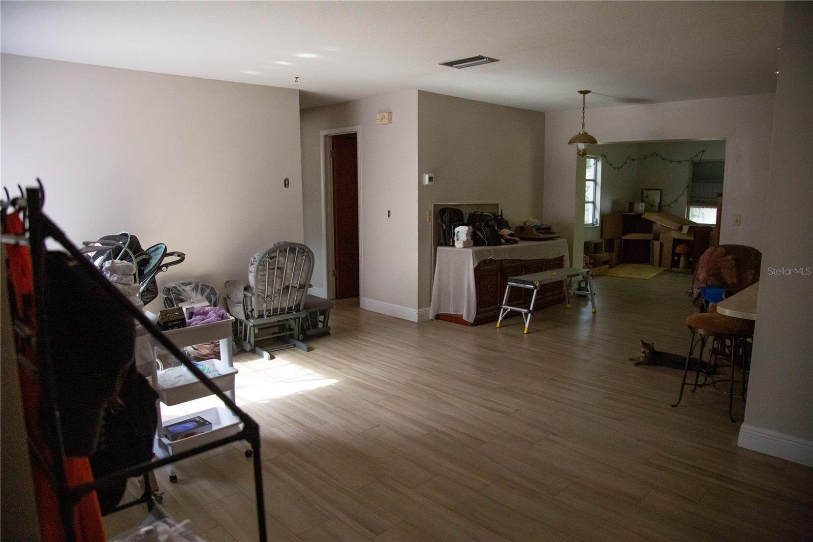 Image 4 of 19 For 704 Beverly Avenue