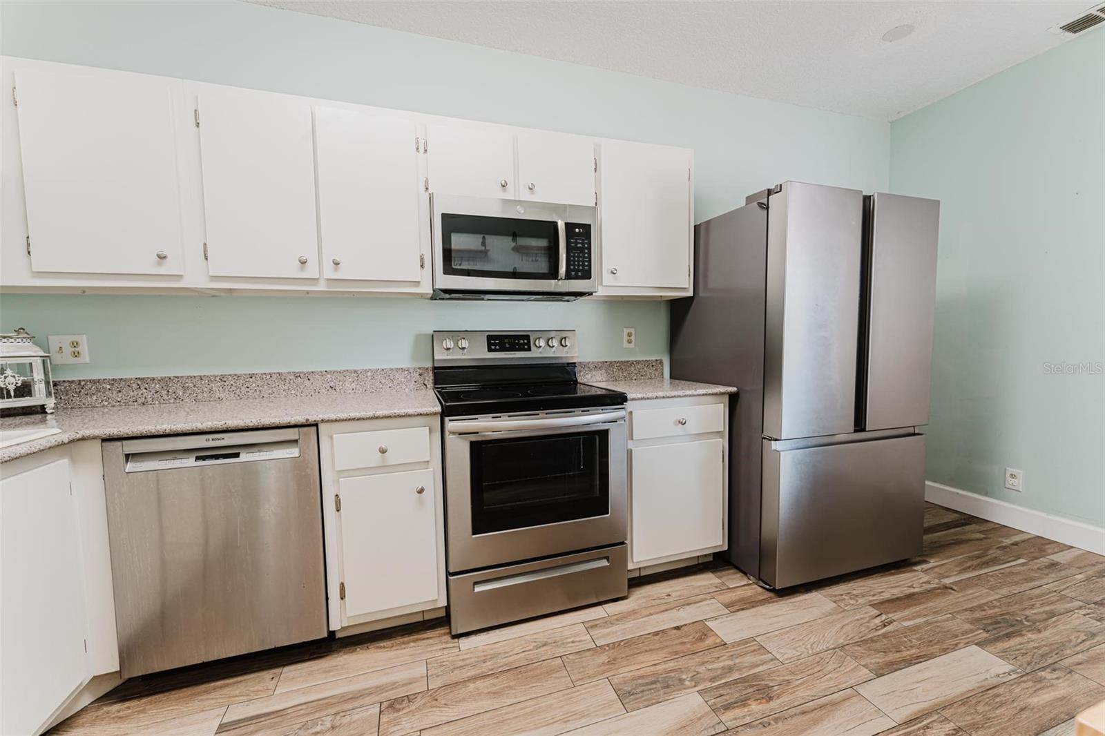 Image 10 of 41 For 604 Chestnut Oak Circle 106
