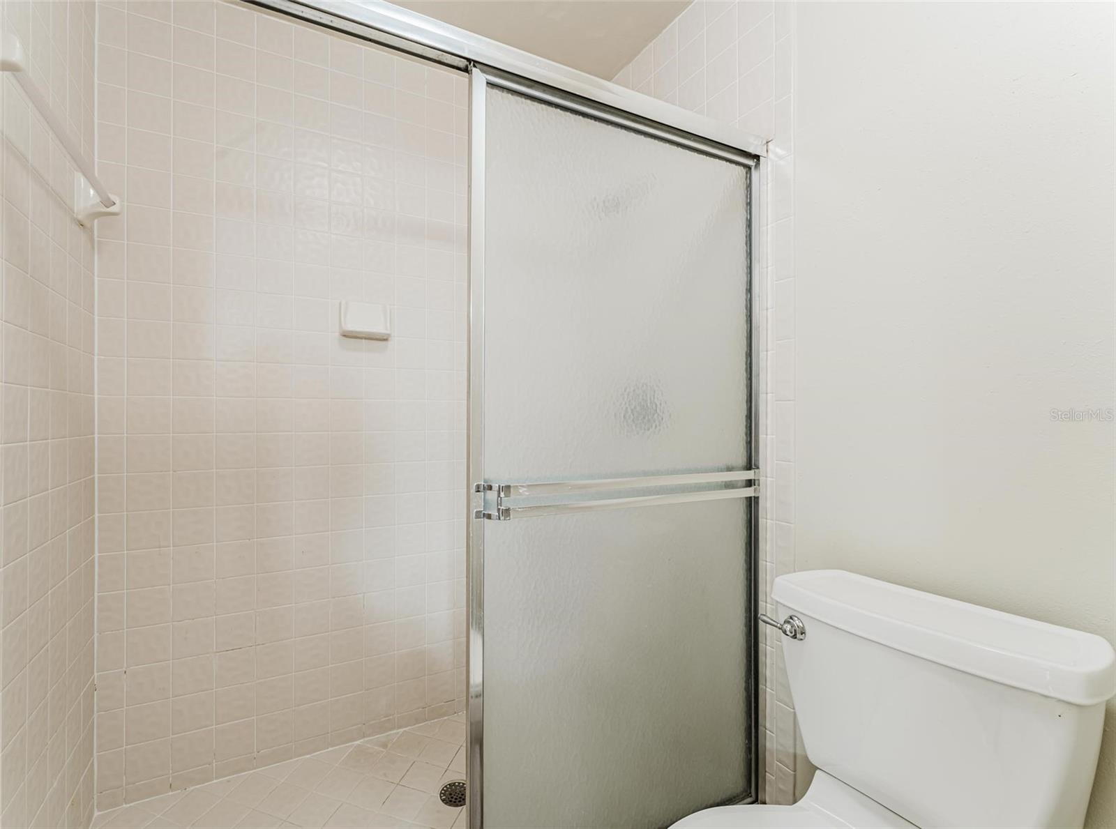 Image 14 of 41 For 604 Chestnut Oak Circle 106