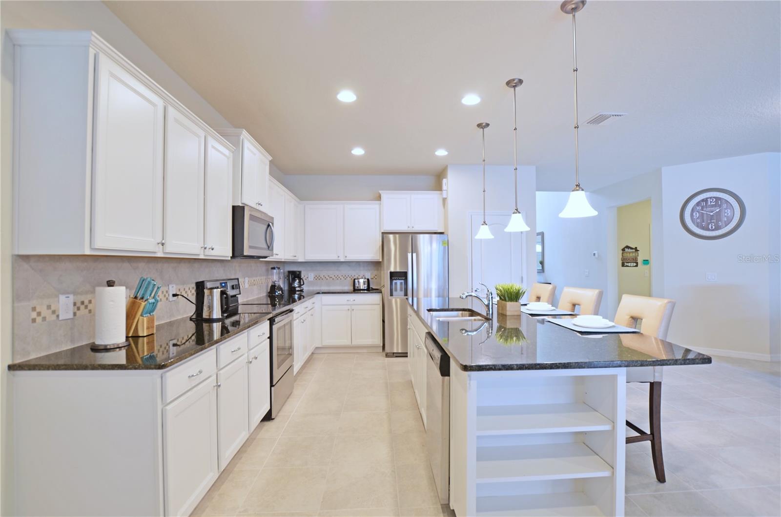 Image 11 of 41 For 1663 Lima Avenue