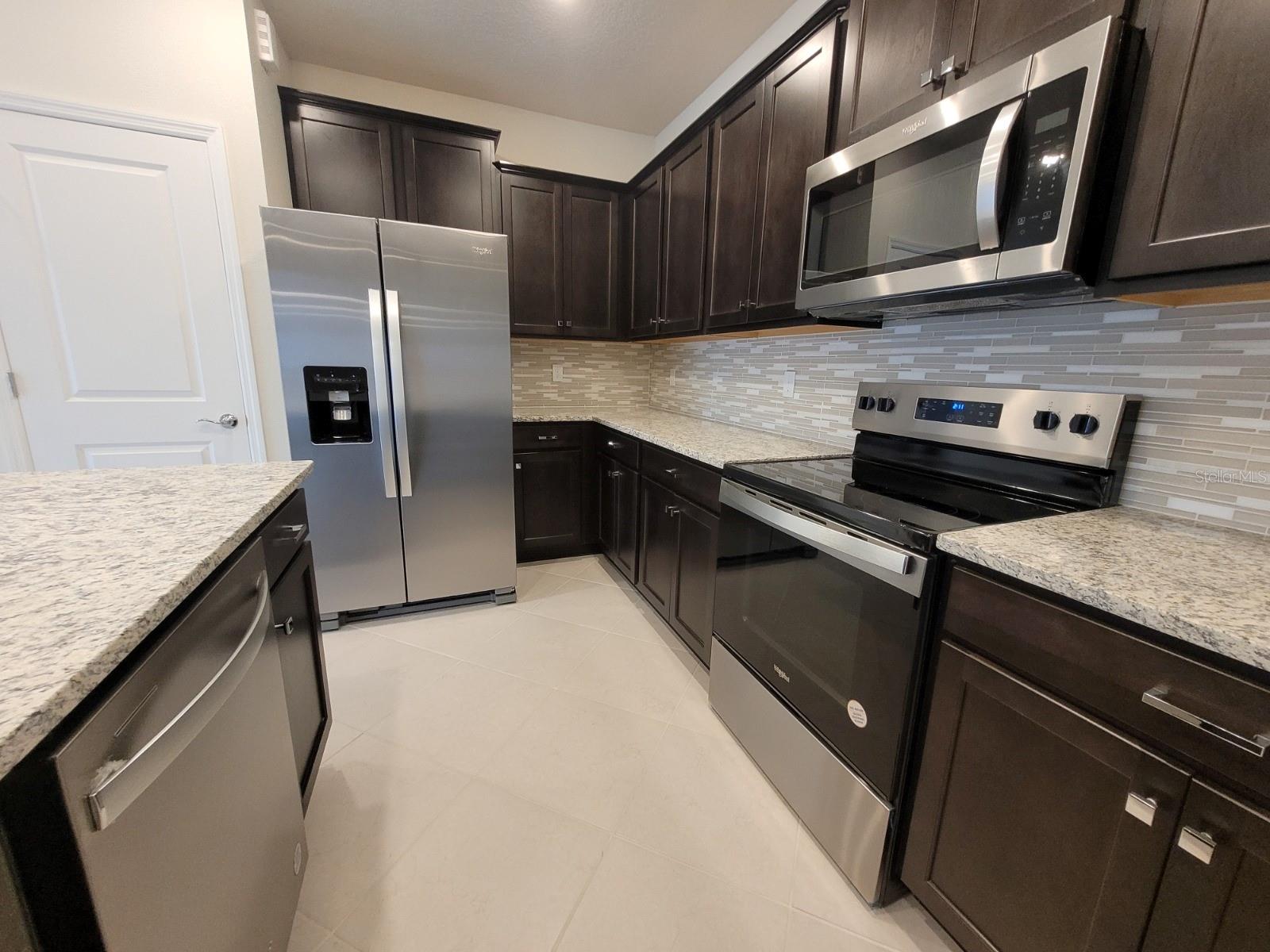Image 41 of 96 For 1286 Shoreside Street
