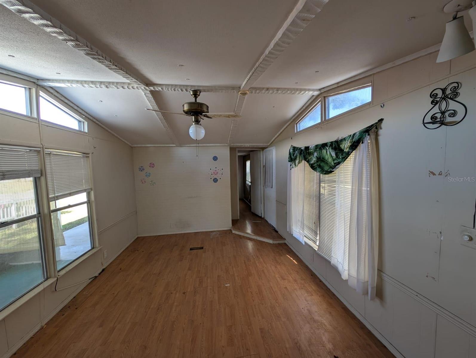 Image 13 of 22 For 39611 Gloryland Drive