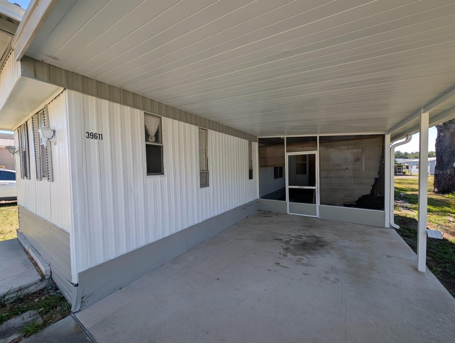 Image 19 of 22 For 39611 Gloryland Drive