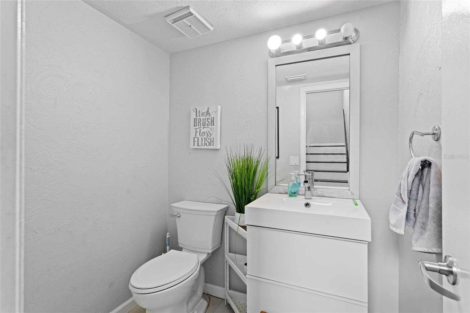 Image 12 of 30 For 408 Winsome Court