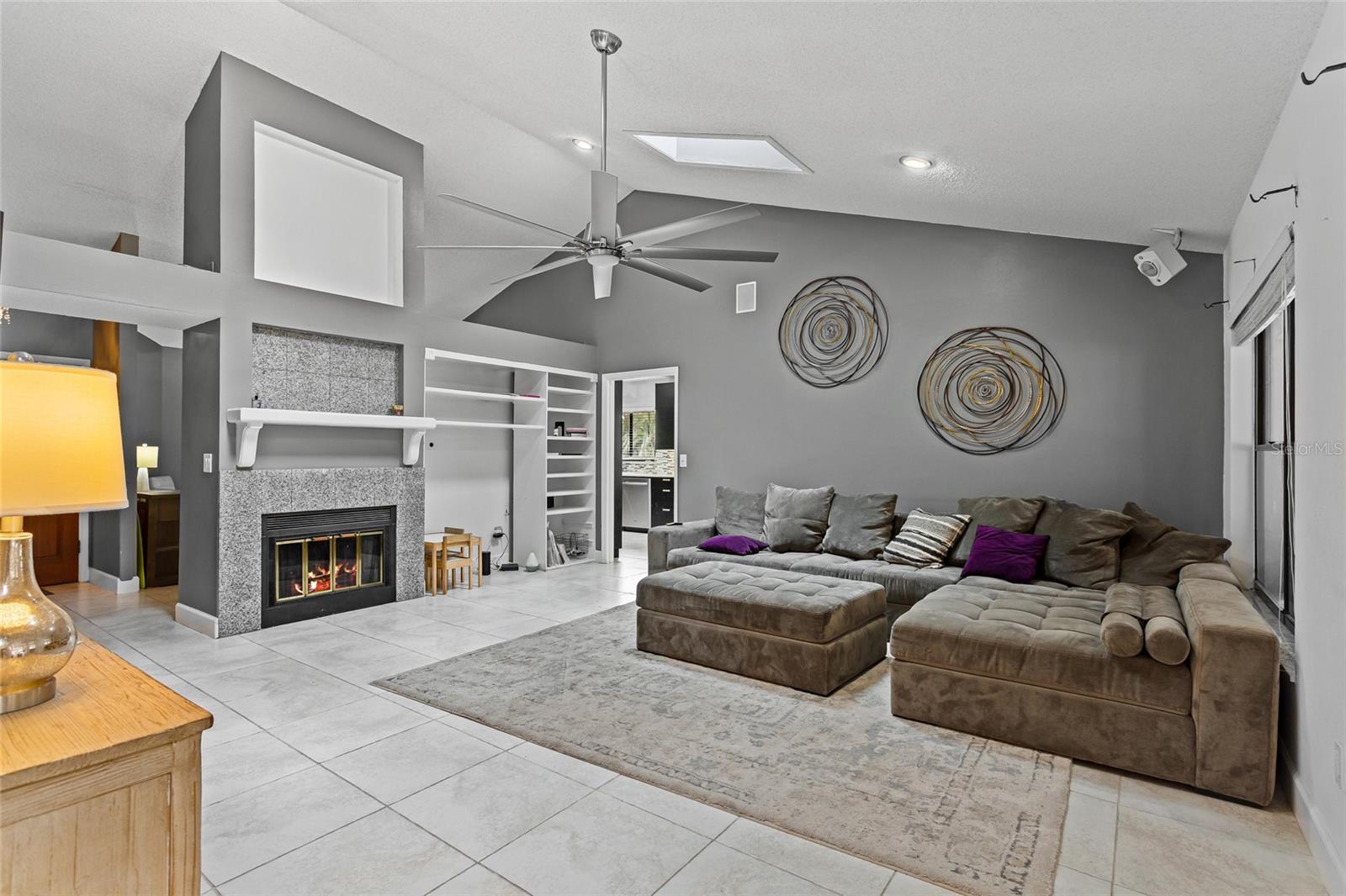 Image 5 of 30 For 408 Winsome Court