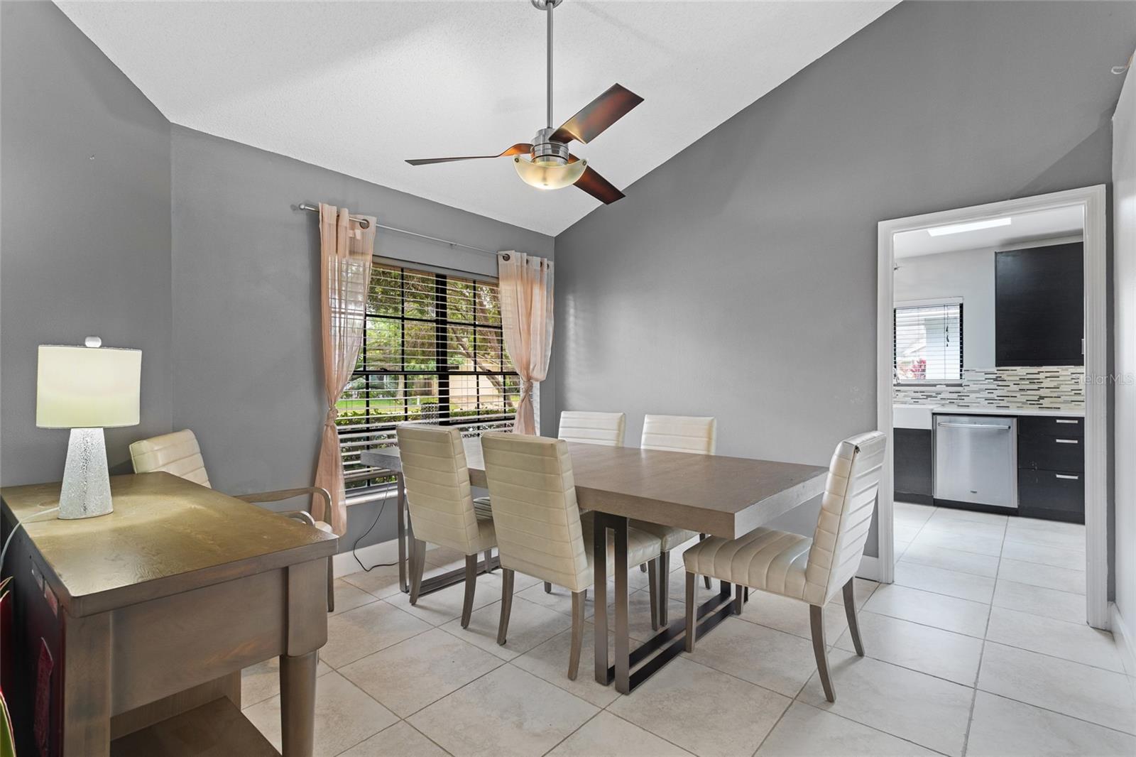 Image 6 of 30 For 408 Winsome Court