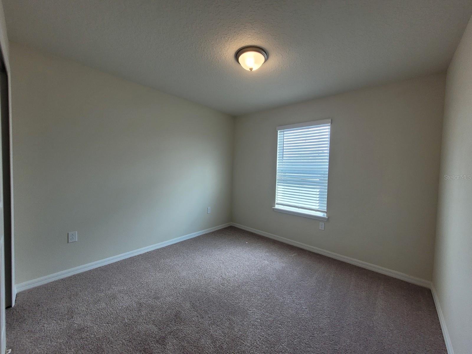 Image 20 of 96 For 1264 Blue Island Drive
