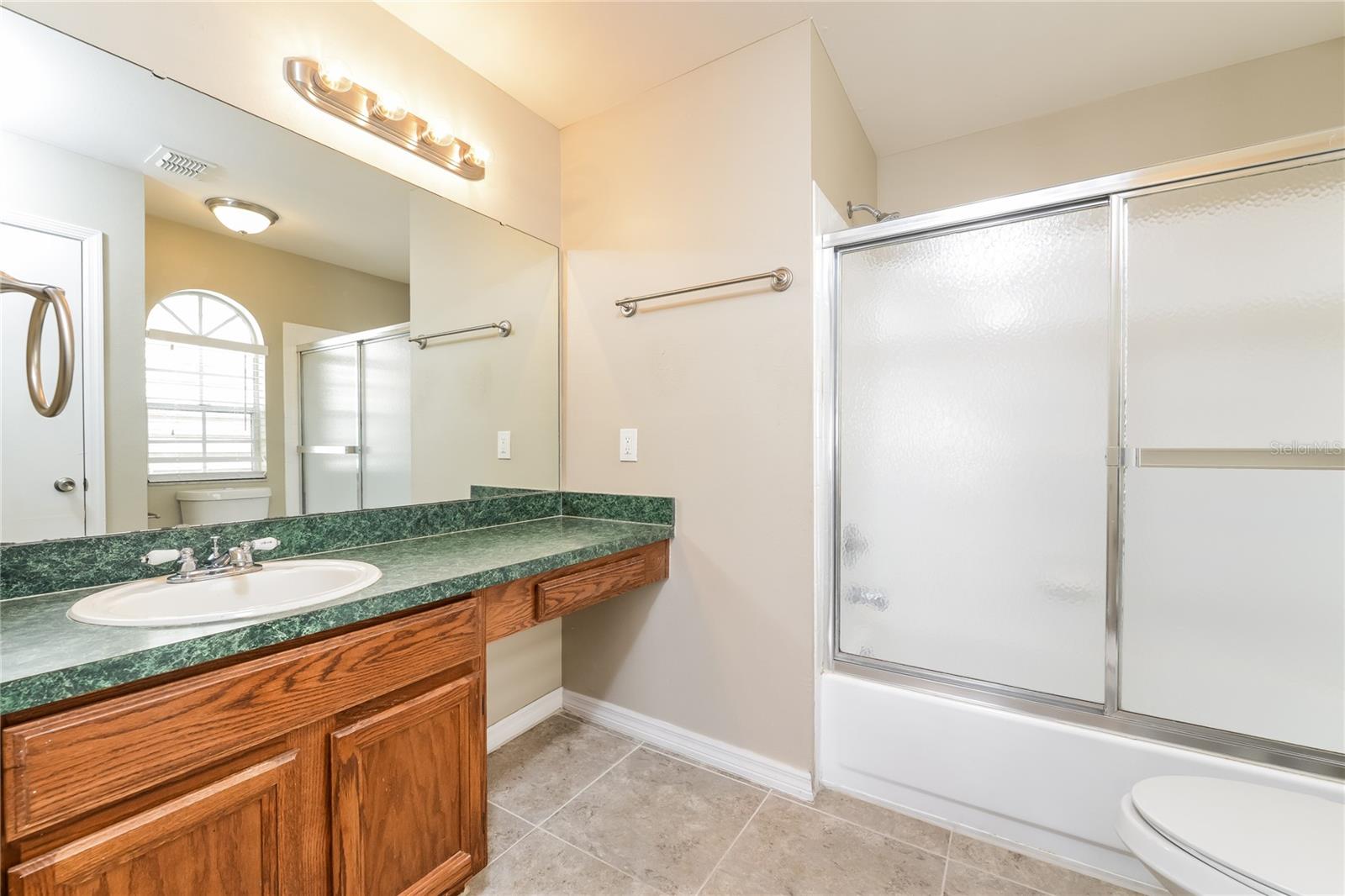 Image 12 of 17 For 1772 Chatham Circle