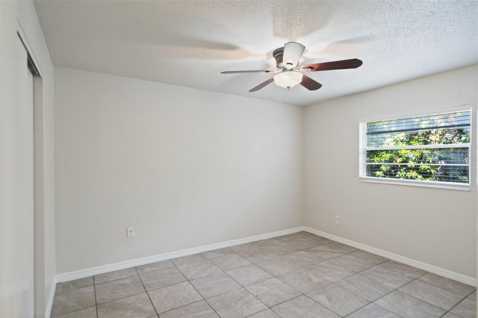 Image 16 of 32 For 1051 Arden Street