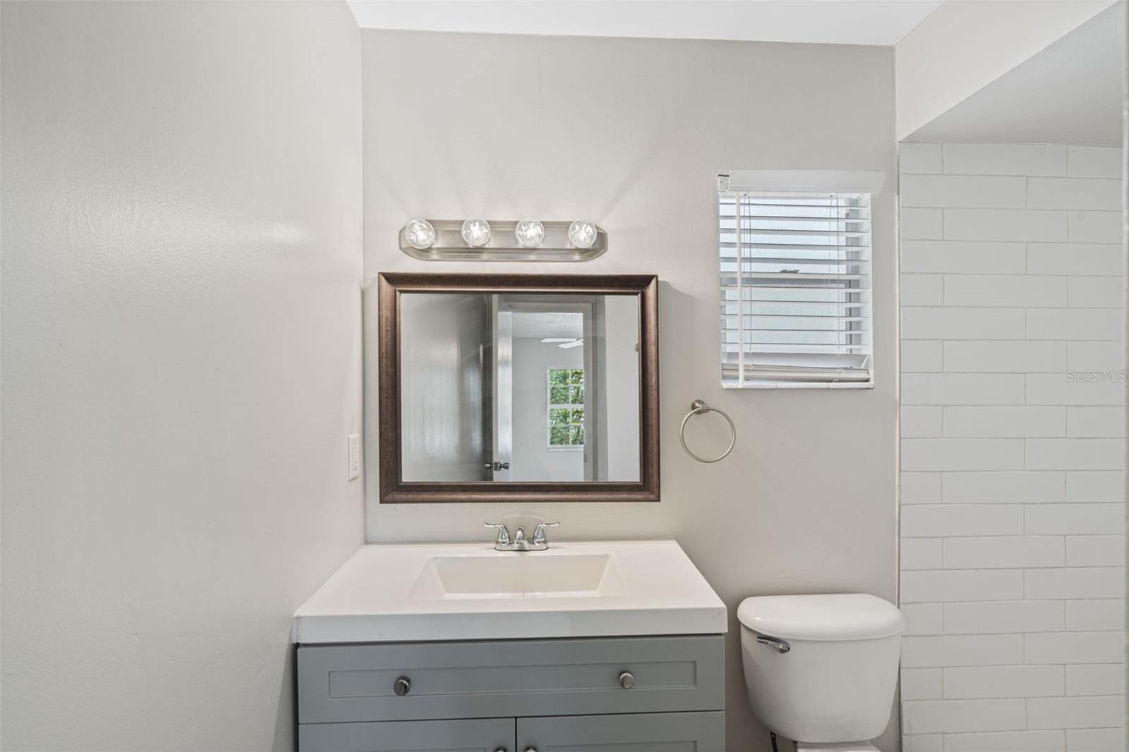 Image 18 of 32 For 1051 Arden Street