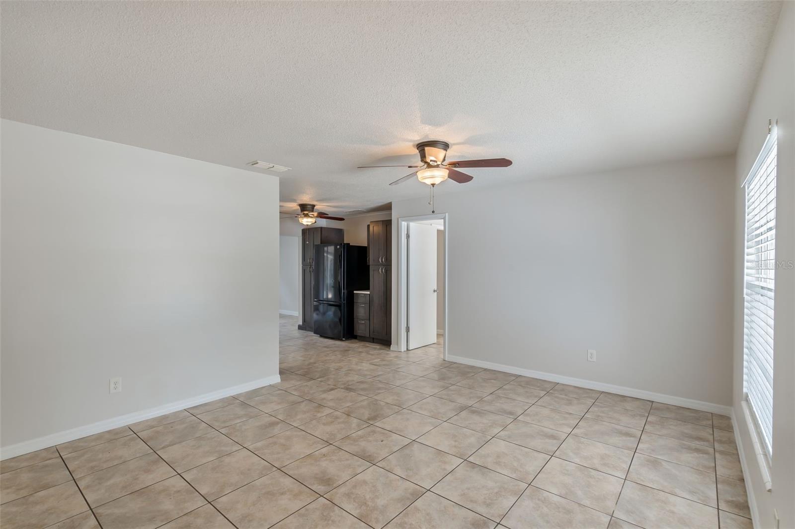 Image 2 of 32 For 1051 Arden Street